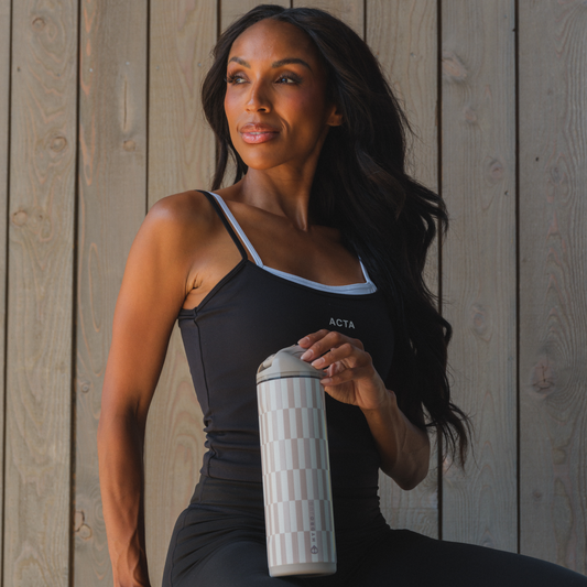 Ease2O (24Oz) - Latte - US 3256